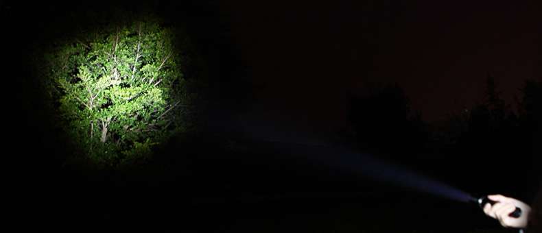 夜驢騎行強(qiáng)光手電筒TK737迷你調(diào)焦戶(hù)外裝備tank007